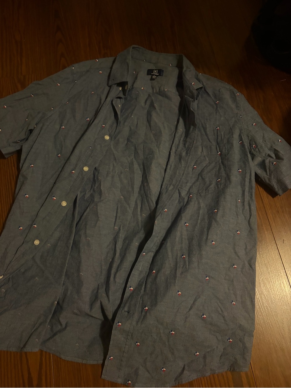 Men's denim chambray Short-Sleeve Button-Up Shirt with state of Texas design